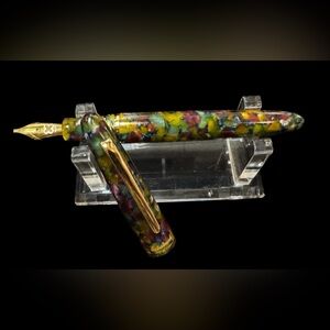 Esterbrook Estie Fountain Pen - Botanical
Gardens with Gold Trim - 1.1mm Stub